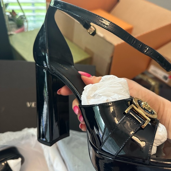 Versace Sandals - Picture 2 of 7